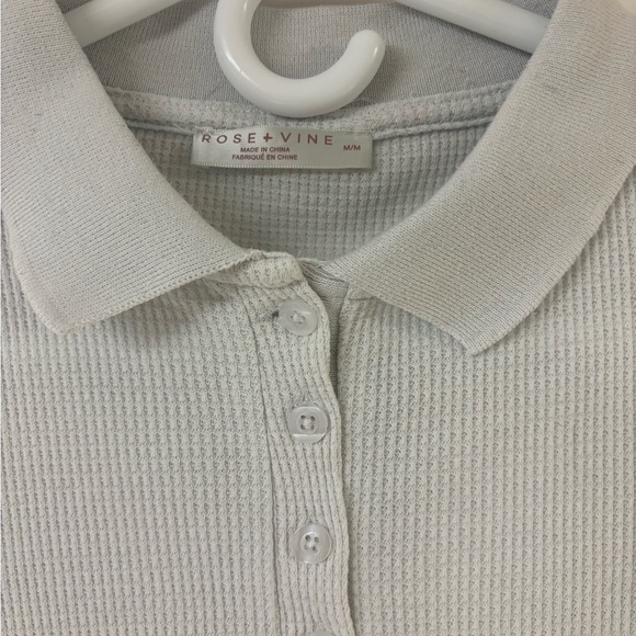 Rose & Vine Button Cropped Top white size medium - Picture 4 of 5